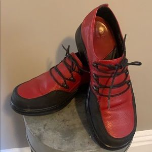 Dansko Red Ladies size 40